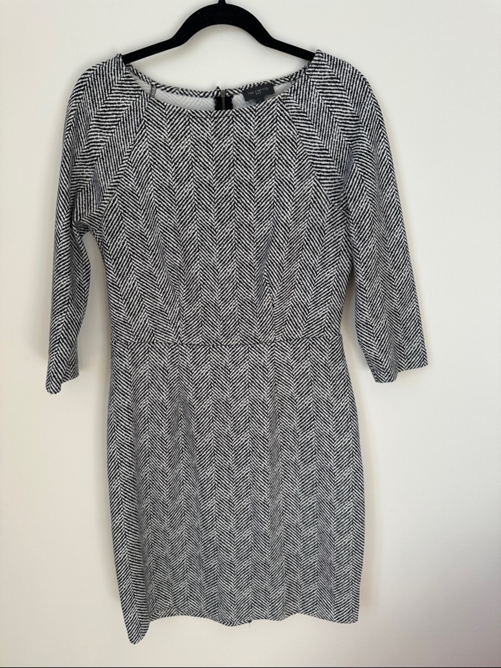 The Limited Black & White Herringbone Chevron 3/4 Sleeve Dress - Size 8